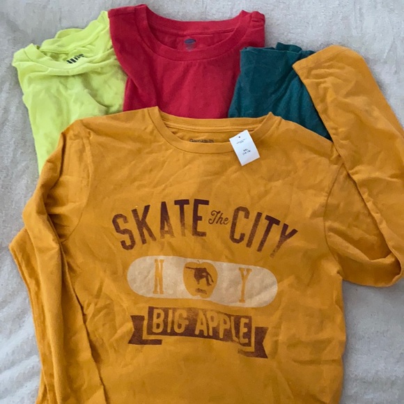 BNWT and others Boys T’s - Picture 1 of 6